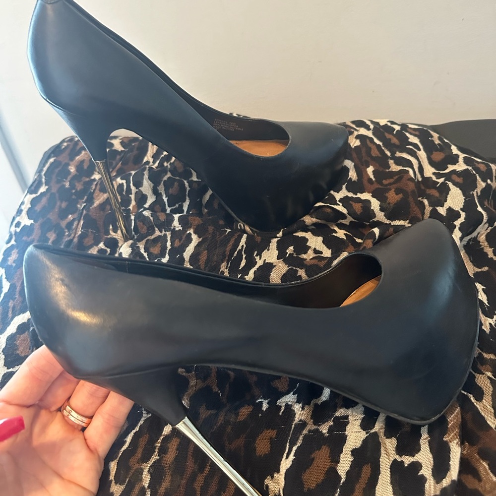 Steve Madden spikley high heels